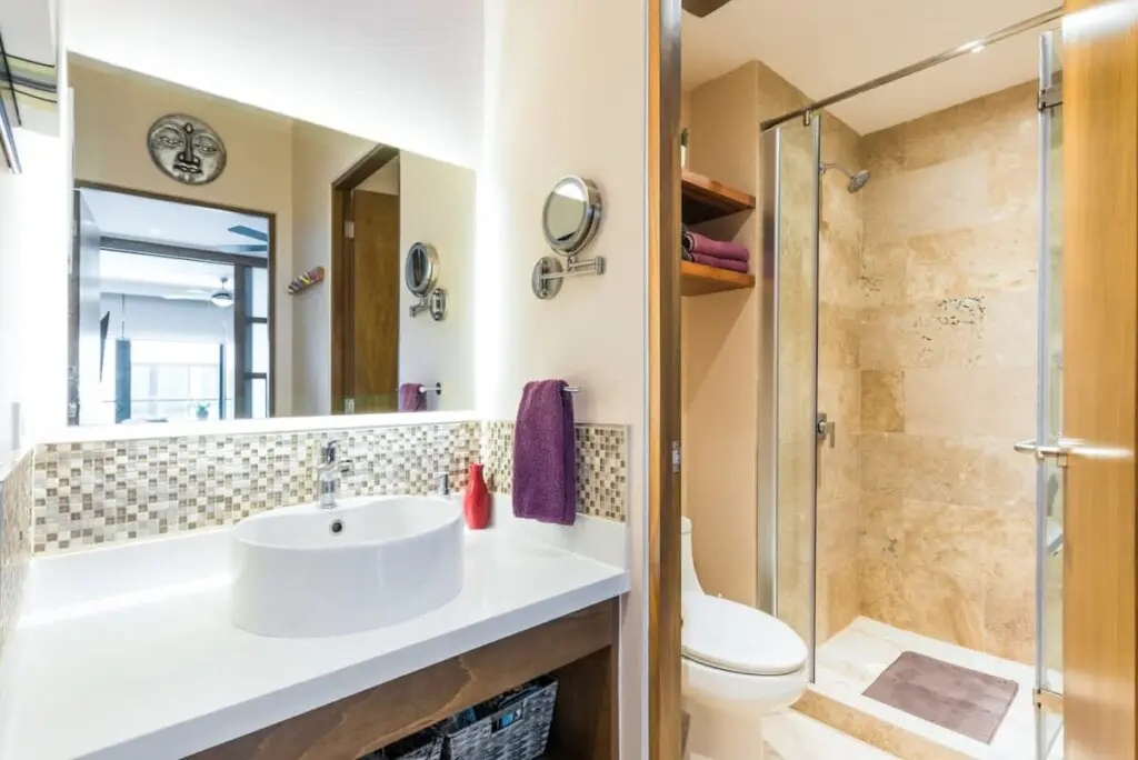 9baa9a14 730e 48 Bj4h6.jpg