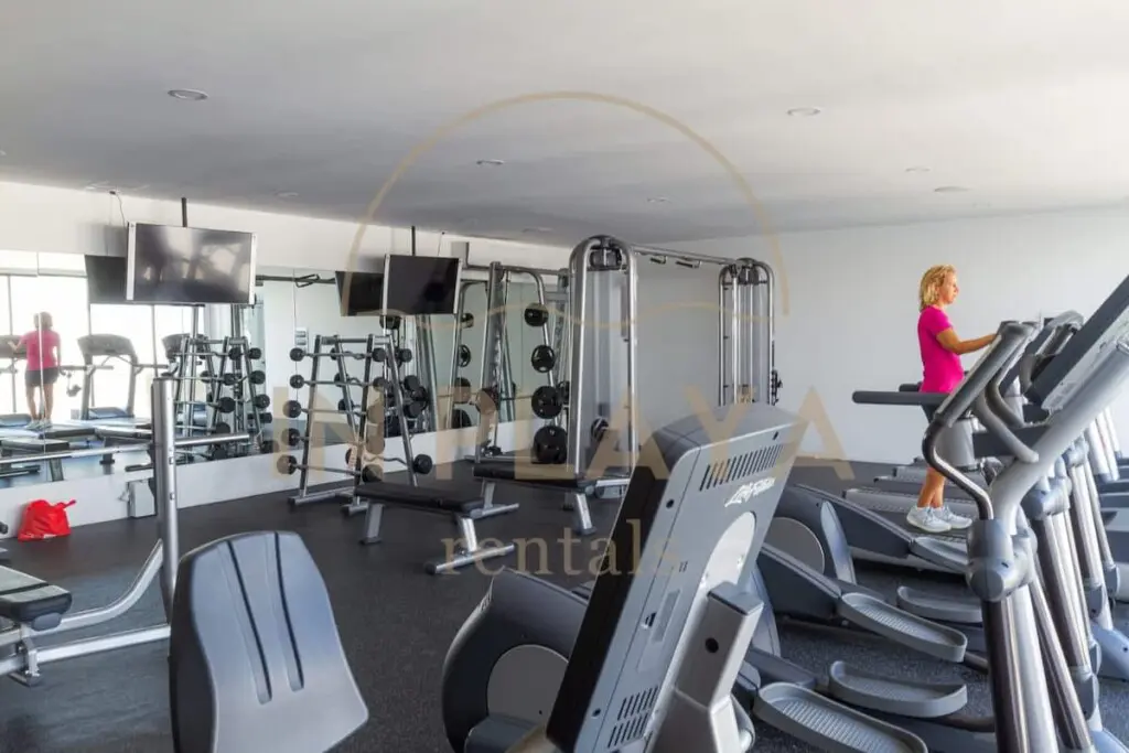 c2de8e24 e144 45 pR0iT.jpg