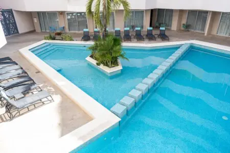 cb6c8480 d702 47 Dl0kI.jpg