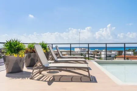 ee04bf17 f4e8 4d nDnB7.jpg