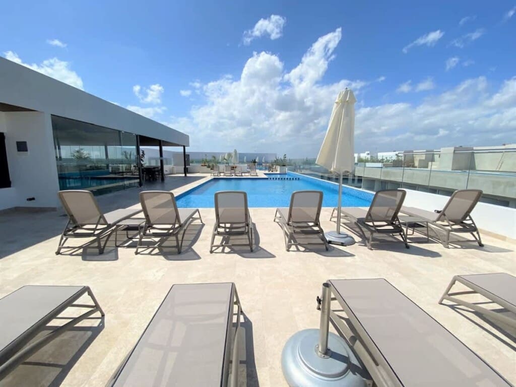 25e98aed fbd3 46 6 dT.jpg