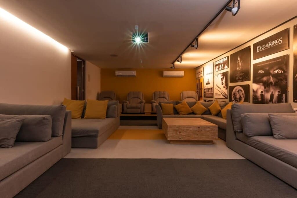 32eaee5d ade3 4a LedqB.jpg